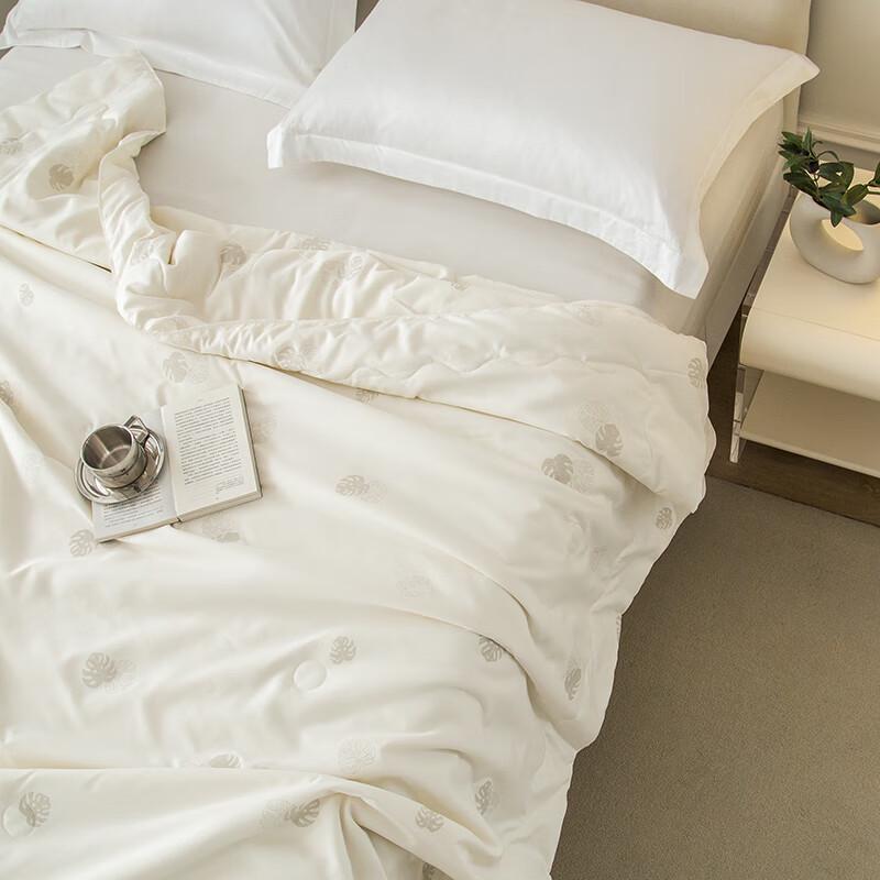 Пододеяльник LOUIS.KELLOG LK8509 Серия Silk Eco