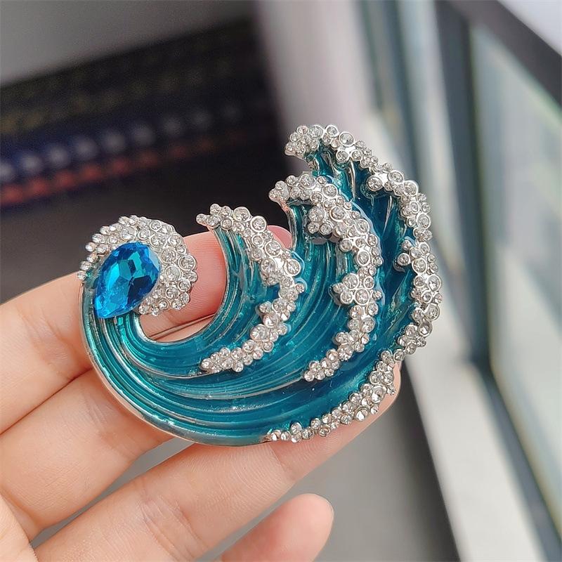 High End Diamond Inlaid Butterfly Brooch, Women's High-end Sense, Chest Flower, Versatile Clothing Accessories