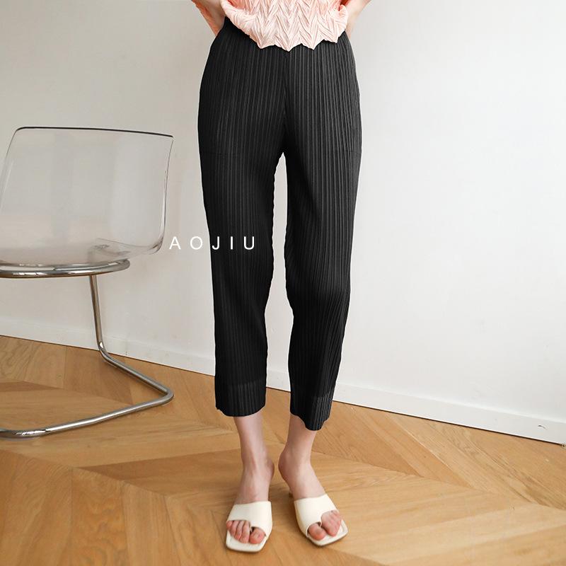 Женские летние укороченные плиссированные брюки Miyake: Модный свободный прямой стиль