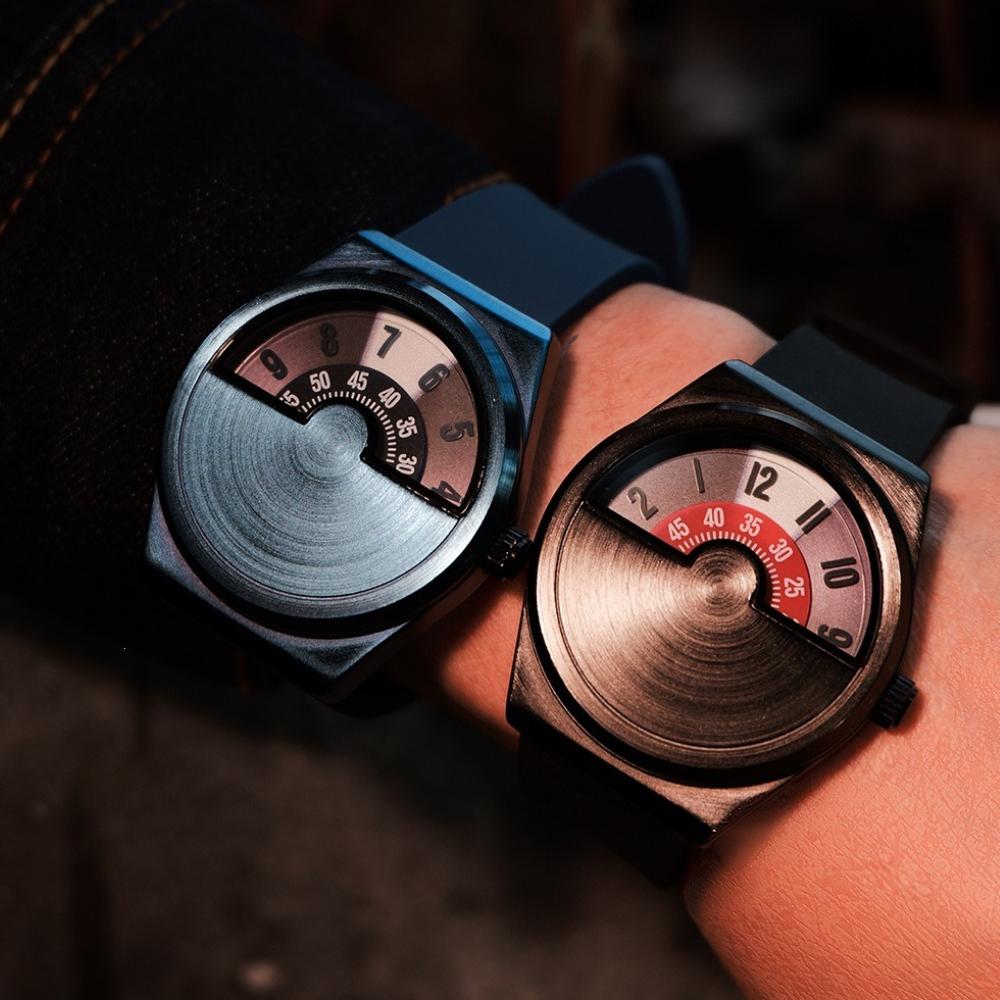 Trendy Men Quartz Watch Korean Style Student Wristwatch Minimalist Fashion Casual Tech Style Watch for Daily Use
