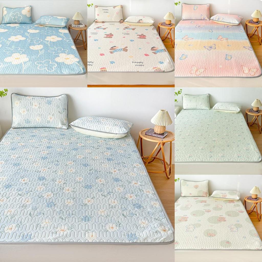 Summertime Bear Butterfly Dog Flower Patternlatex Bed Mat With Waterproof Print Material And Soft Pillowcases