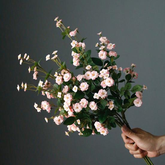 Имитация цветка розы без полива. Создайте романтическую атмосферу. Зеленые листья. Красивая имитация цветка розы. Гостиная. Сделай сам. Художественный цветок.