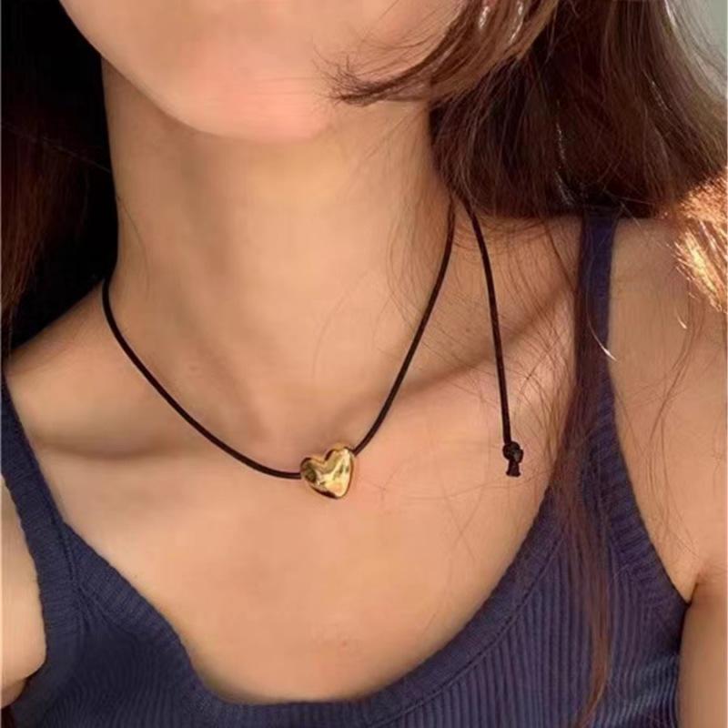Korean Blogger Style Adjustable Heart Necklace - Minimalist Cold Style Collarbone Chain