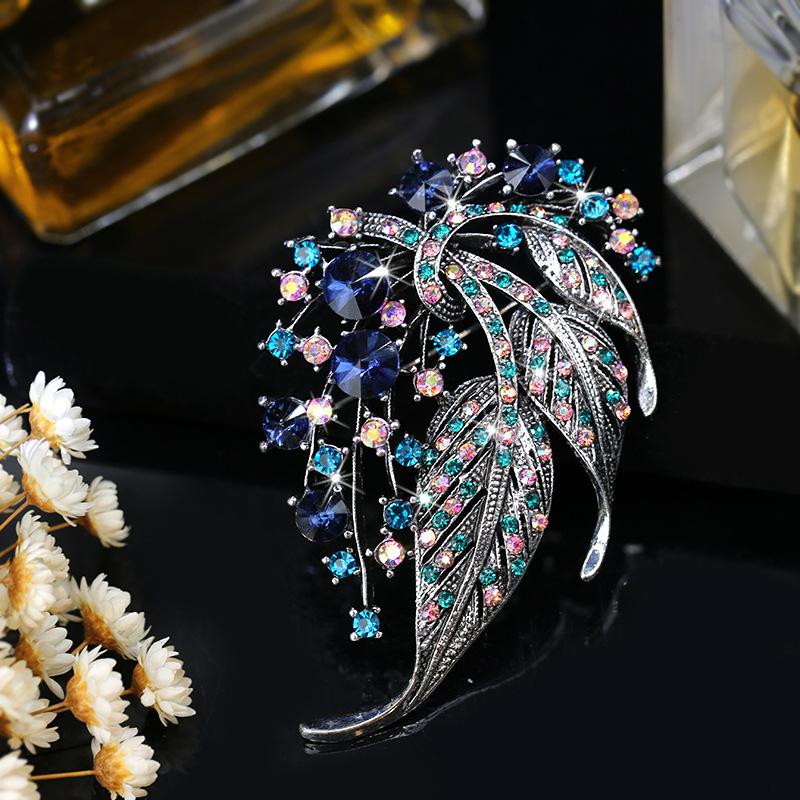 Vintage Rainbow Hollow Out Leaves Brooches for Women Elegant Silver Color Plant Brooch Safety Pins