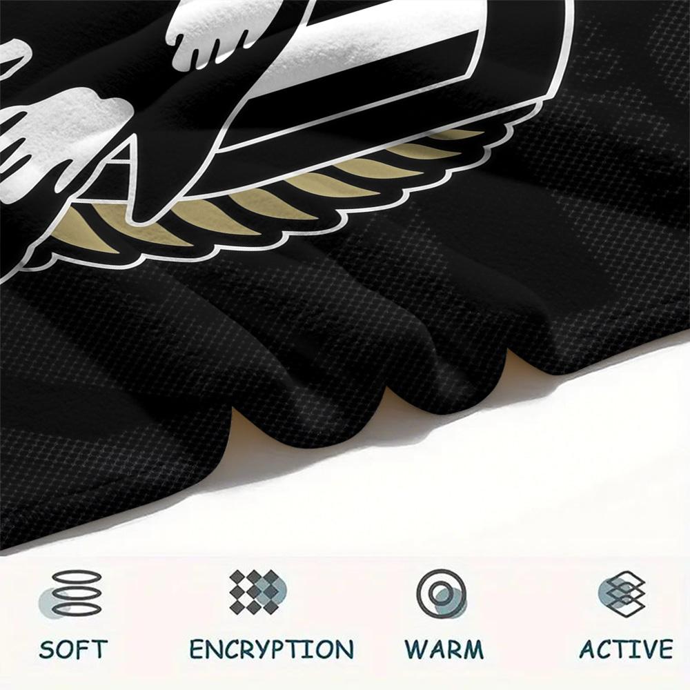 Collingwood Magpies Print Flannel Blanket, High quality Comfortable for All Seasons, Home Decor, Warmth and Comfort