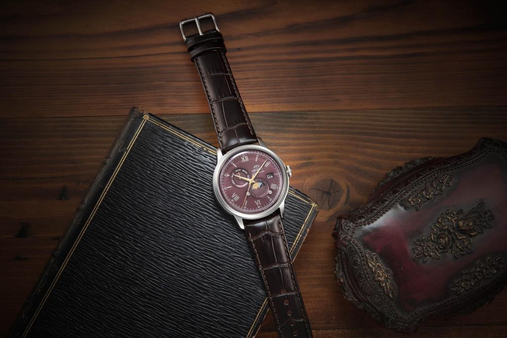 Orient Bambino Automatic с японской гарантией Часы SUN&MOON, Мужские, Бордовый, RN-AK0807R, Производителя