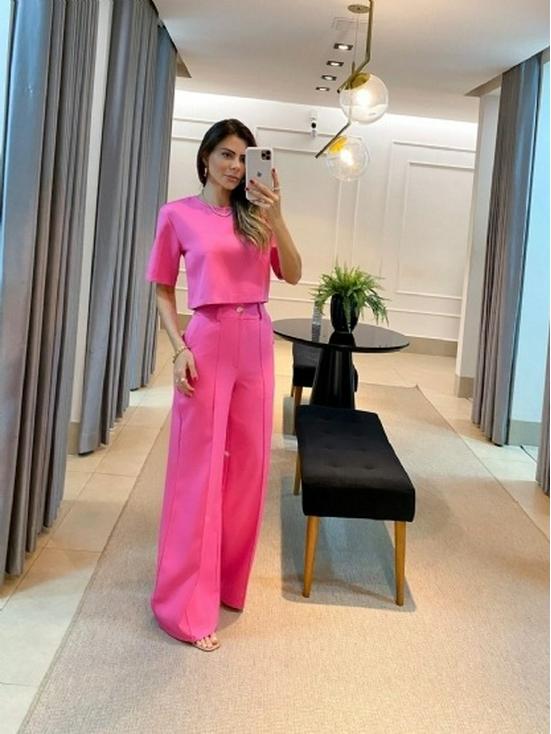 Европейский и американский женский однотонный комплект кэжуал: футболка с круглым вырезом и короткими рукавами и брюки широкого кроя