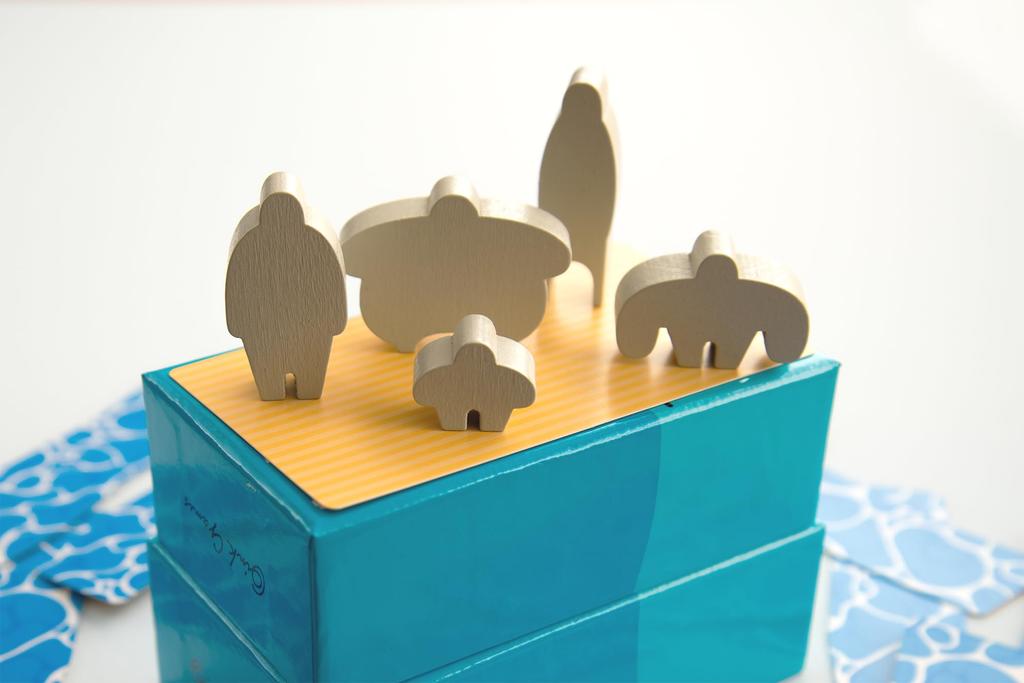 Oink Games Five on the Raft