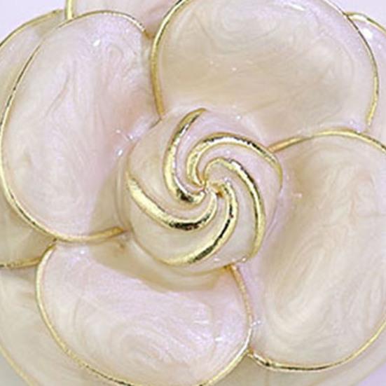 Scarf Button Camellia Shape Alloy Brooch with Glossy Glaze Sweaters Collars Hats Bags Coats Scarves Badge Outfit