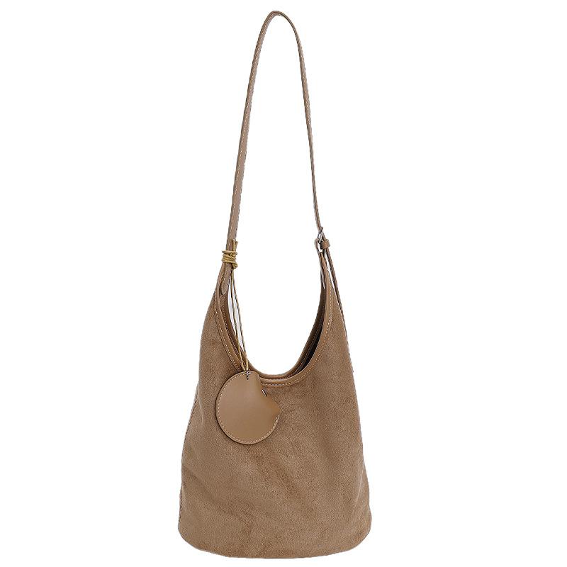 Замшевая сумка женская большой вместимости 2025 новая осенняя универсальная на плечо, сумка-мессенджер, повседневная рабочая сумка-тоут для поездок