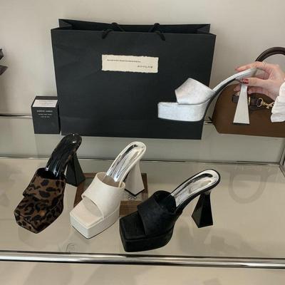 Рекомендуемые туфли на высоком толстом каблуке, водонепроницаемые, с квадратным носком, на очень высокой платформе, крутые шлепанцы