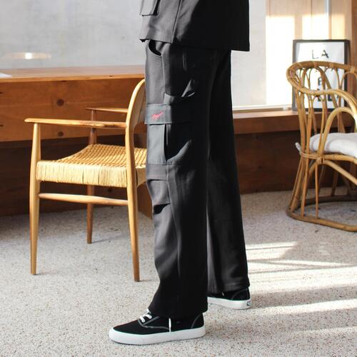 PLAYMONSTER Dynamic Cargo Pants