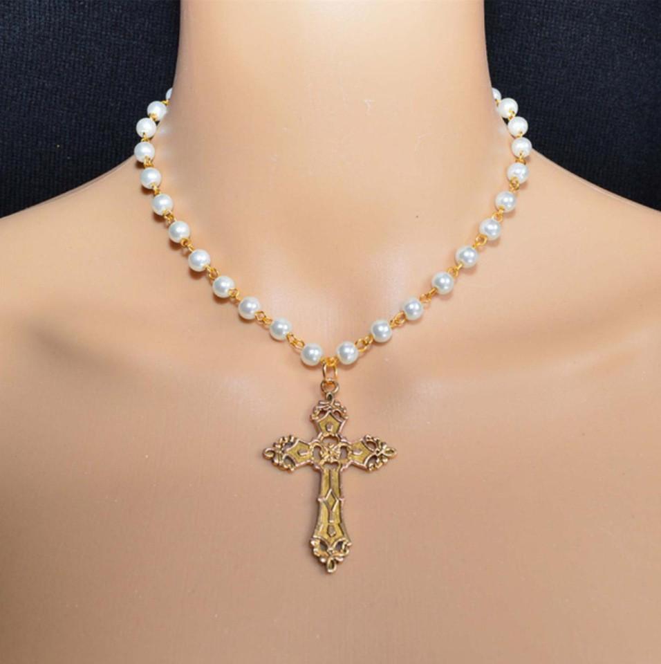 Gothic Cross Necklace For Women With Alloy Pendant And Chain Jewelry Accessory