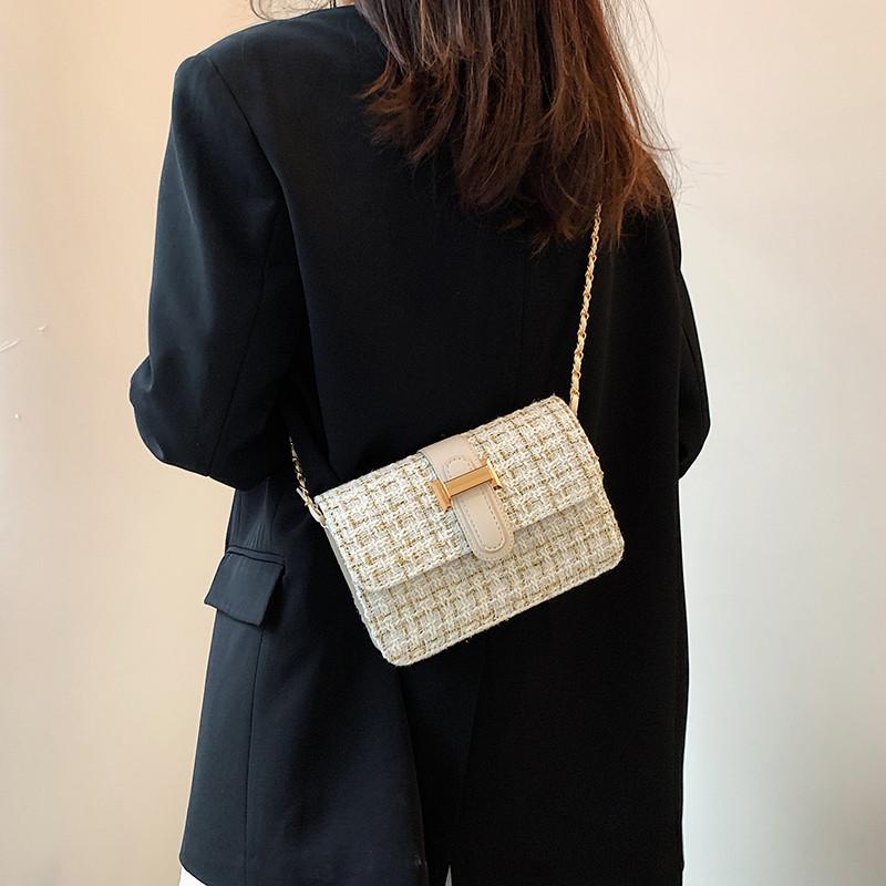 Trendy Korean Style Small Shoulder Bag Perfect For Street Fashion Enthusiasts