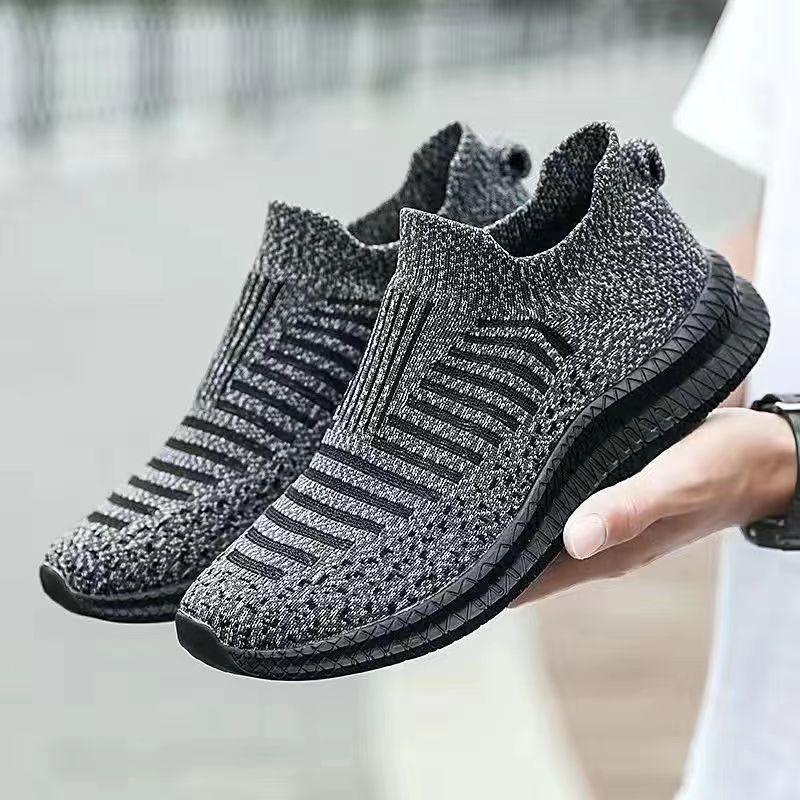 Breathable Men Casual Shoes 2025 Outdoor Male Walking Shoes Lightweight Anti-slip Men's Sneakers Slip on Flats Vulcanized Shoes