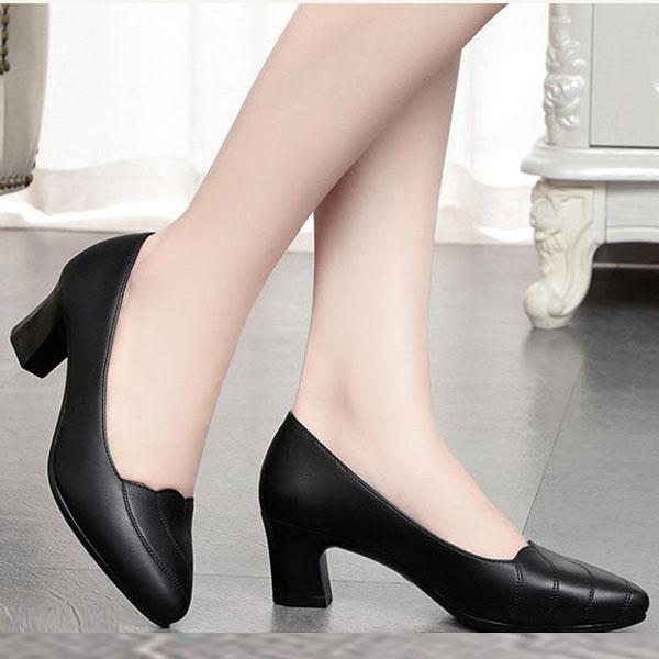 Мягкая кожаная рабочая обувь с мягкой подошвой, удобная одноместная обувь Four Seasons, женская толстая нескользящая обувь