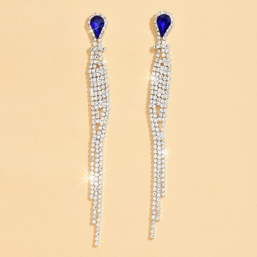 Elegant Rhinestone Drop Earrings with Claw Chain Tassel - Versatile, Light Luxury, and Chic High-End Jewelry.