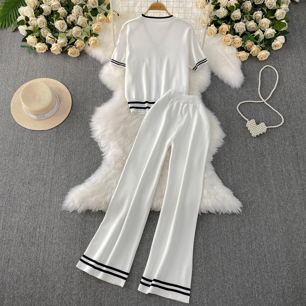 Летний женский вязаный свитер с камелией и бисером, спортивный костюм, короткий рукав, V-образный вырез, куртка, топ и брюки длиной до щиколотки, комплект из двух предметов