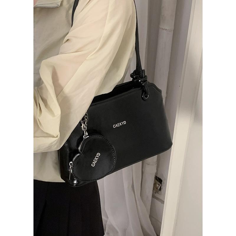 Niche High-end Commuter Underarm Bag Women's Bag 2025 New Large-capacity Tote Bag Simple Shoulder Bag