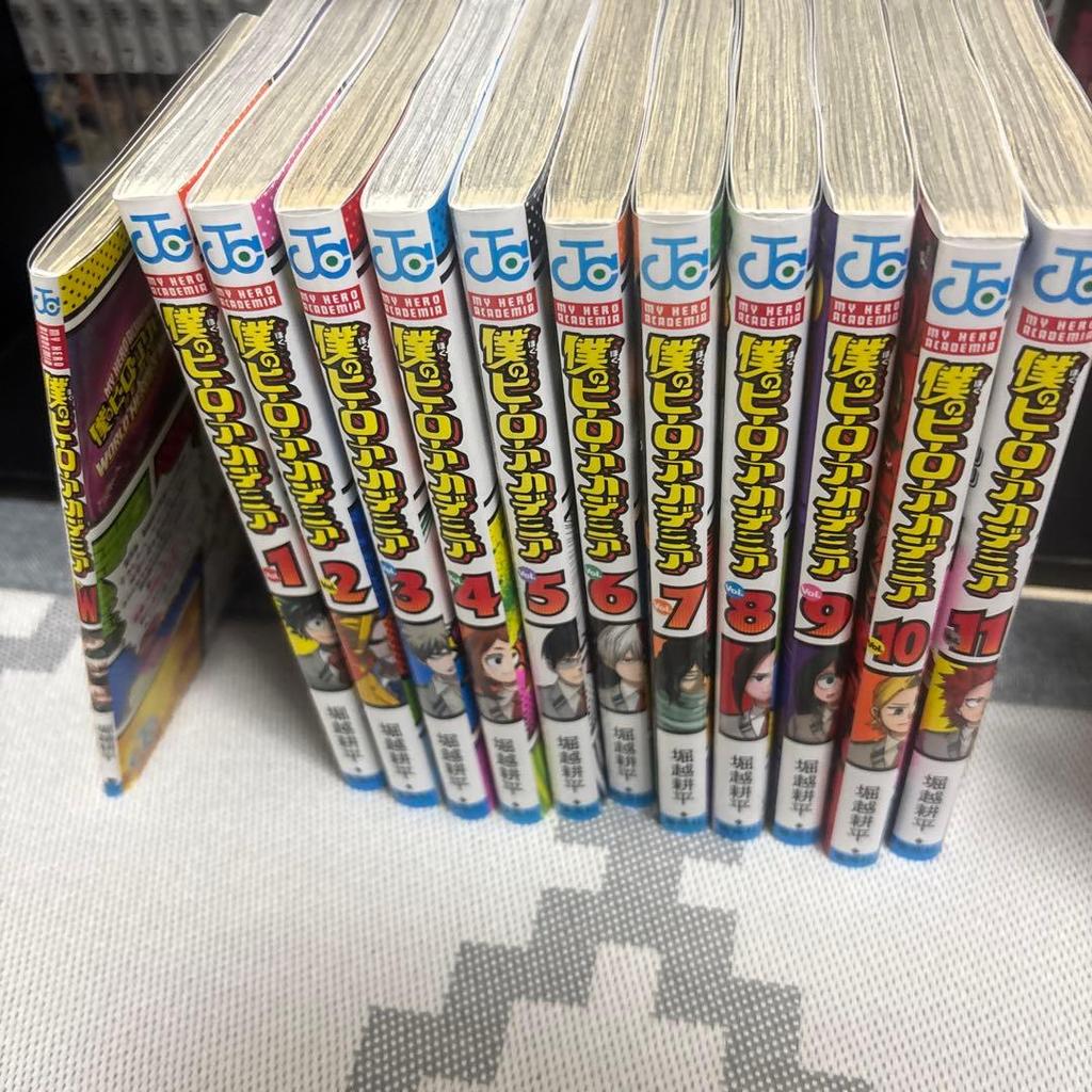 [Б/У] Моя геройская академия манга том 11 плюс бонус к фильму