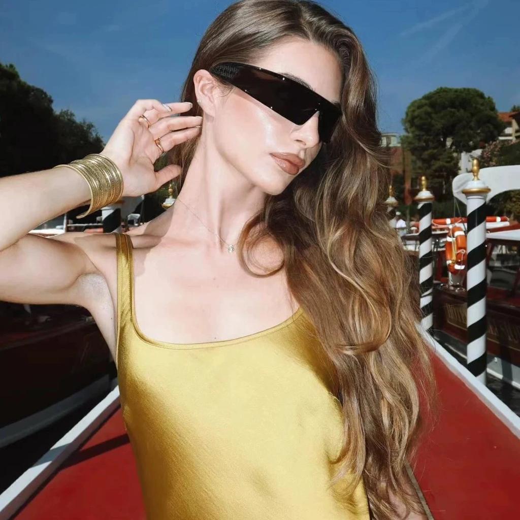 Luxury Brand Designer Vintage Future Sunglasses Women For Men Sun Glasses Punk Party Outdoor Riding Driving Sport Goggle Uv