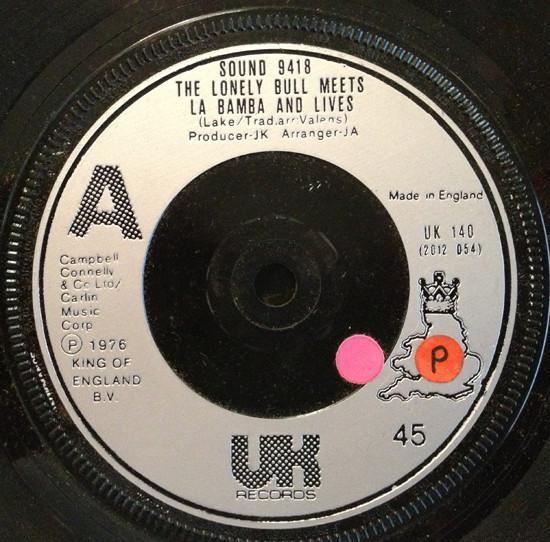 7-дюймовая пластинка SOUND 9418 The Lonely Bull Meets La Bamba And UK140 UK Records 1976 UK Rock Б/у