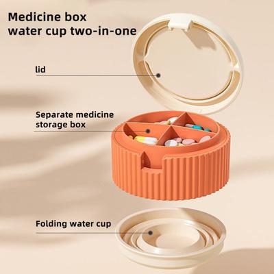 Портативная таблетница 2-в-1 со складным стаканом для воды, большая вместимость, 4 отделения, влагозащищенный органайзер для лекарств для путешествий