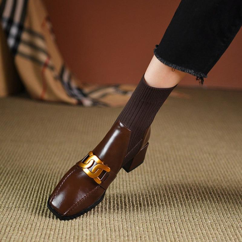 Корейская версия женских ботинок мартин квадратный носок большой размер низкий каблук кожаные ботинки женские удобные квадратный каблук женские ботинки осень и зима