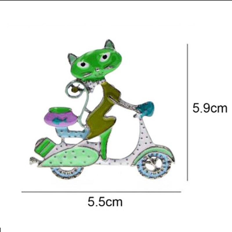 Blucome Fashion Cartoon Cat Girl Brooch Women’s Brooch for Coat Suit Hijab Laple Pins New Year Gifts