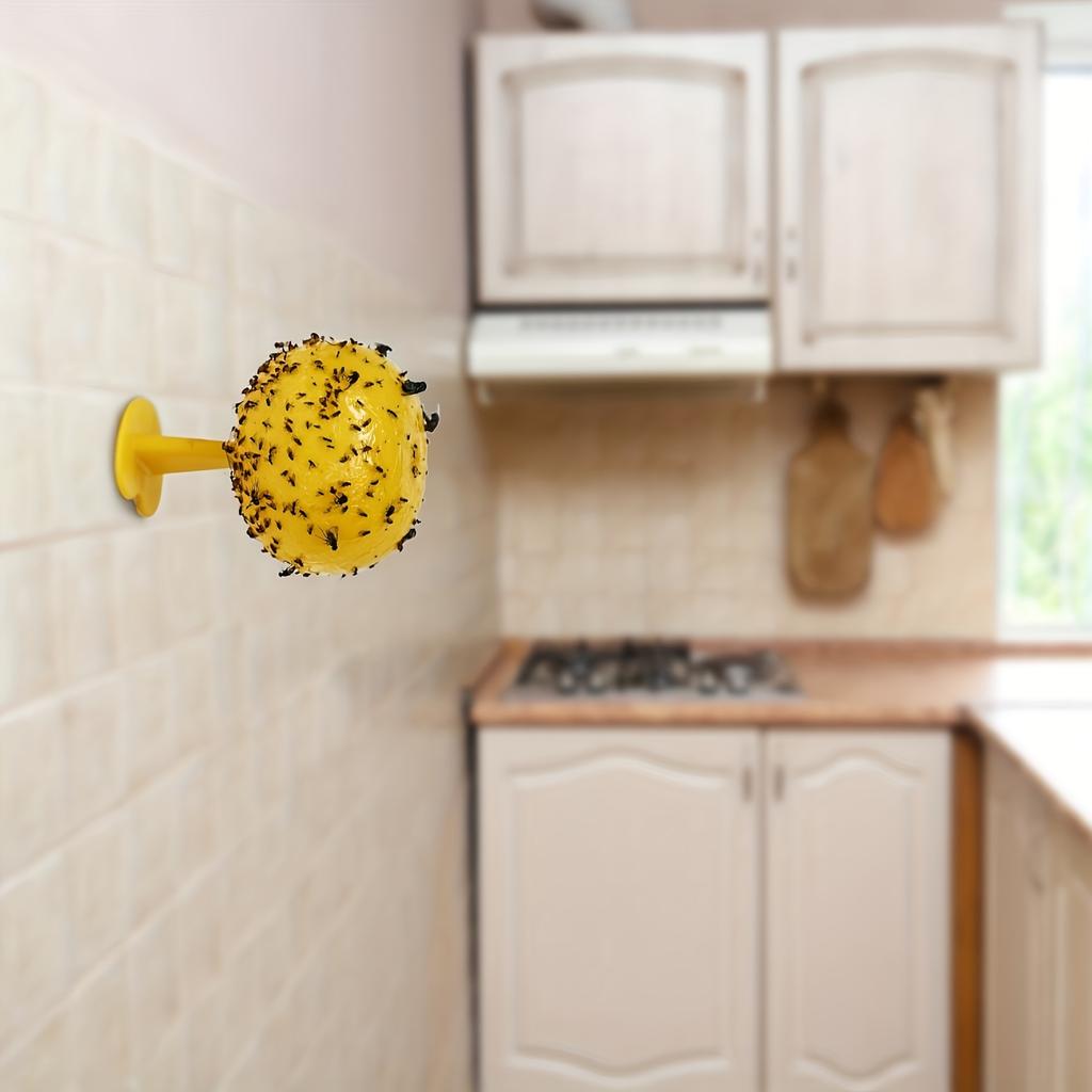 1pc/2pc Fly Ball Trap Sticky Insect Ball Trap Waterproof and Heat Resistant Rain Rinsing Will Not Affect the Adhesion of the Glue.