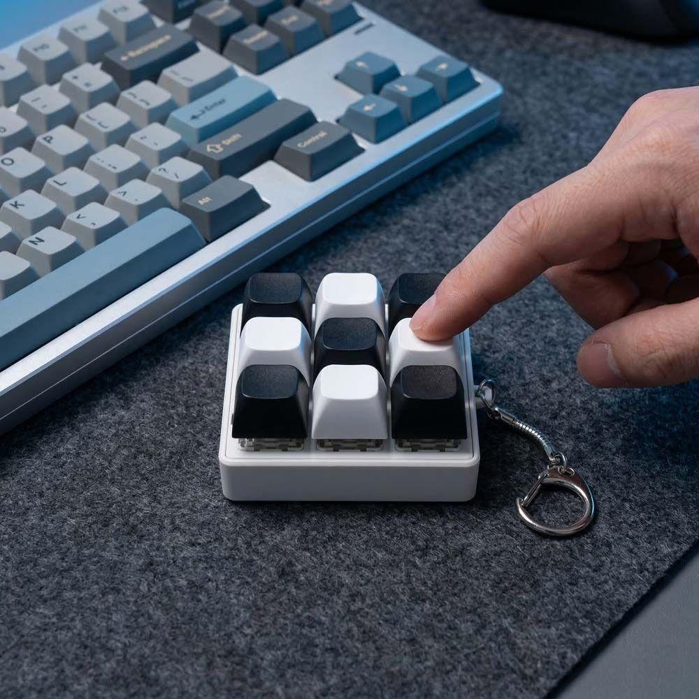 Mechanical Keycaps Decompression Keyring 9 Keyboard Stress Relief Pendant  Anti Stress