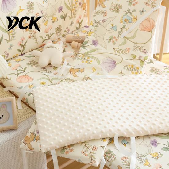 Safe Crib Side Guard Breathable Bumper Pad for Toddler Bed, Soft Cotton Bed Rail Protective Wrap Infants Protector with Secure Straps, Washable