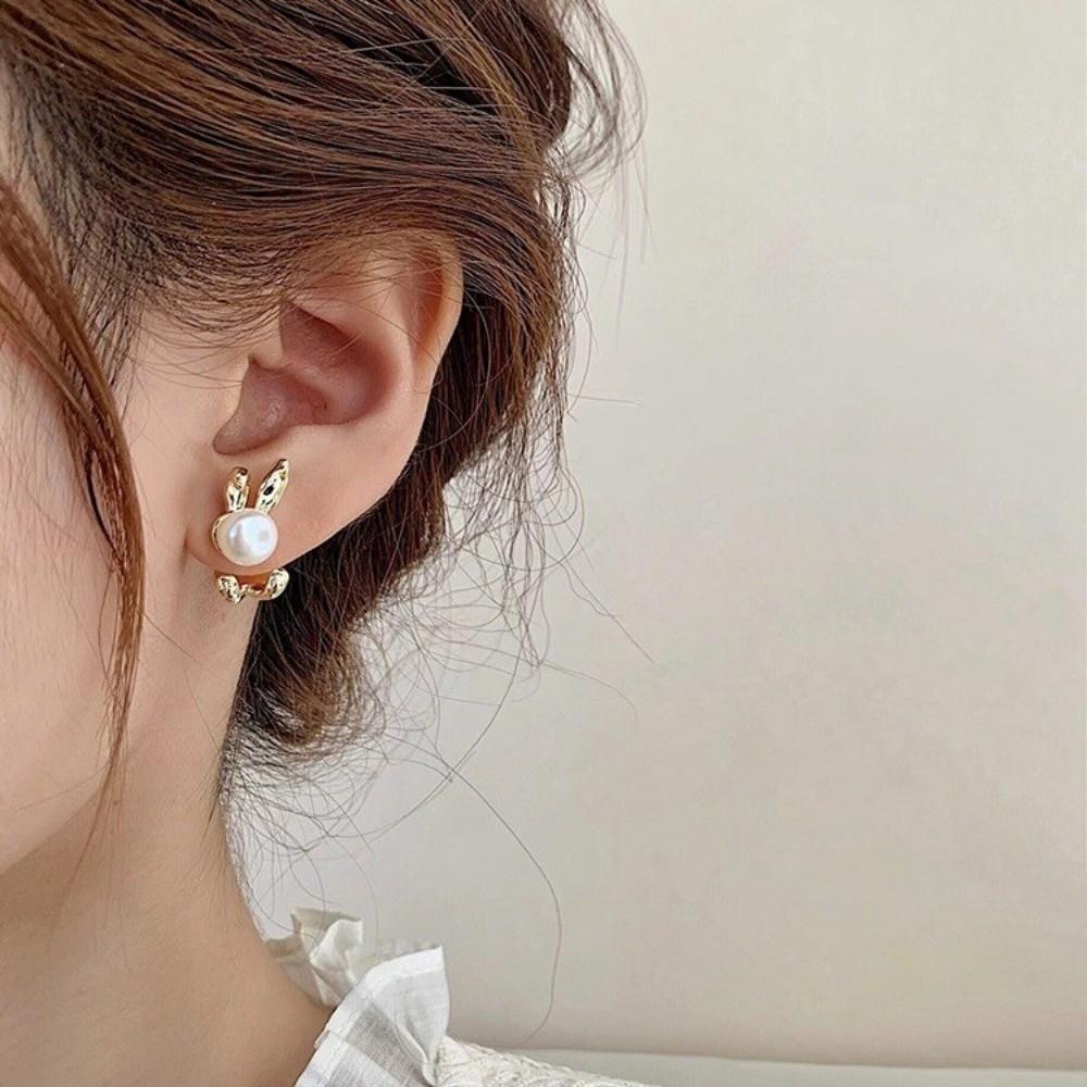Cute Rabbit Ear Studs Sweet Ladies Pearl Earrings Exquisite Rabbit Earrings Spring Summer
