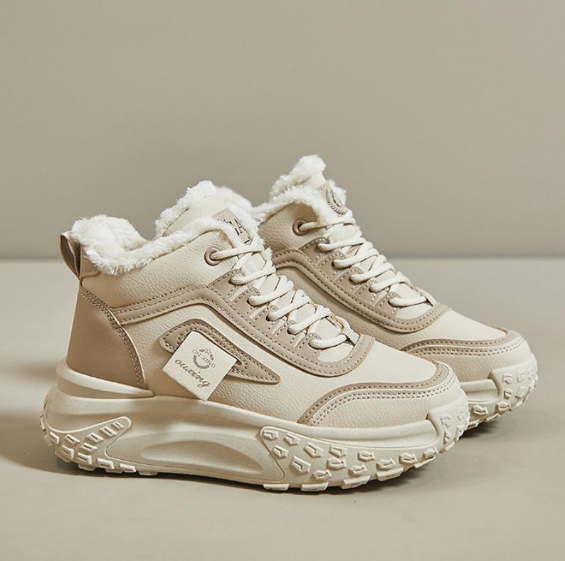 Модные зимние высокие кроссовки 2024 года на толстой подошве для женщин, плюшевая платформа 4,5 см, хлопковая обувь, корейские женские универсальные теплые меховые зимние ботинки для активного отдыха