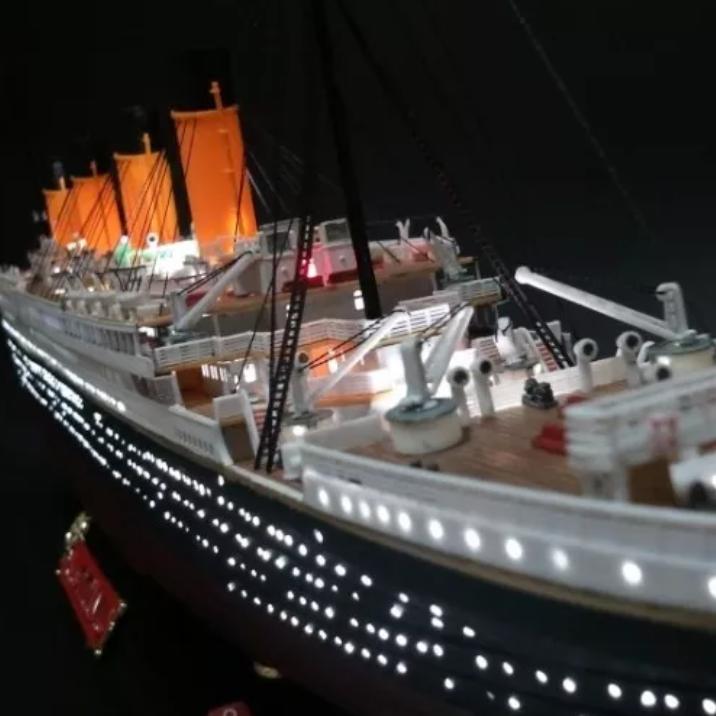 Academy 14220 1/700 R.M.S Titanic Plastic MCP комплект модели со светодиодной подсветкой