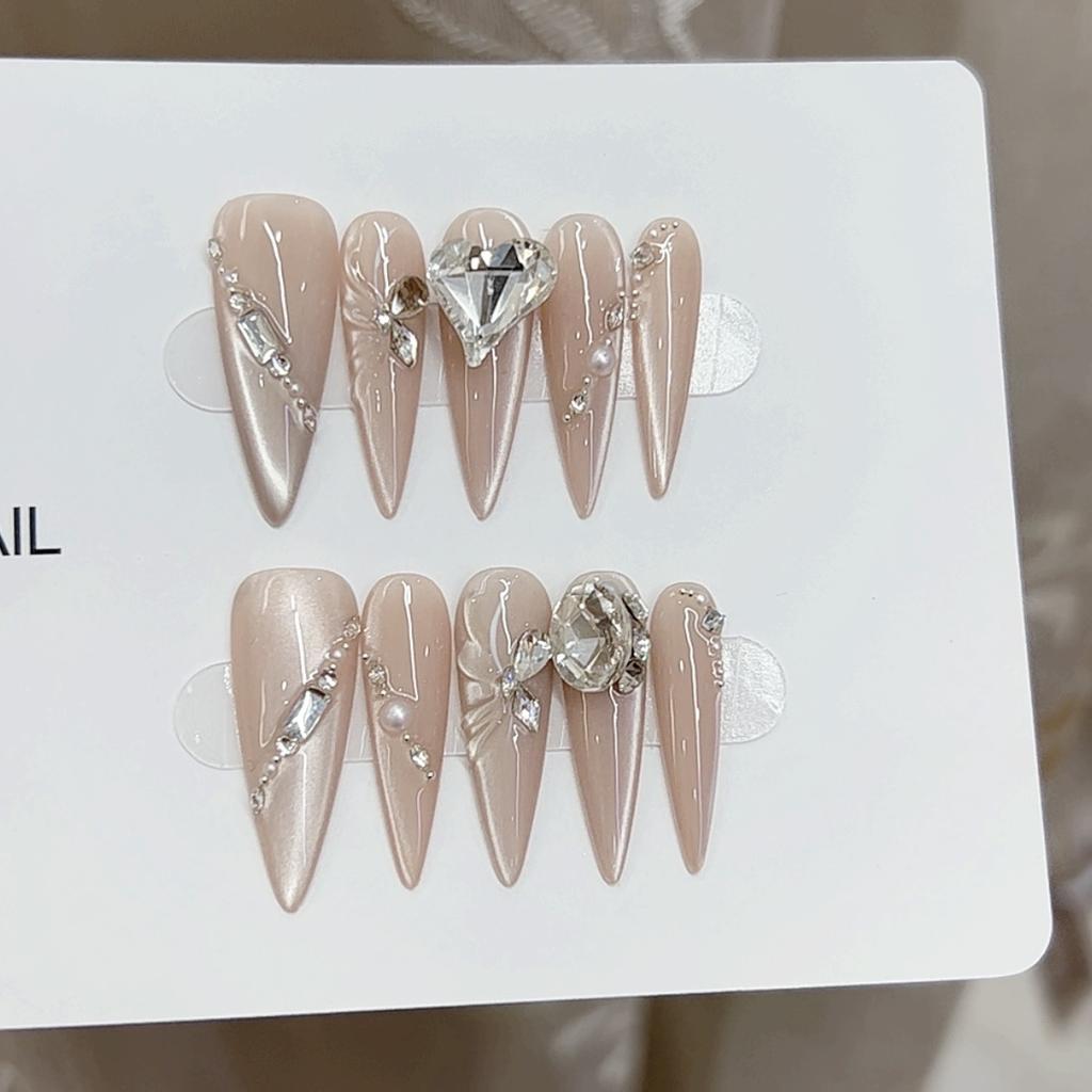 Pure Hand-made Phototherapy Wear Armor Tablets Cat Eye Butterfly Wear Armor Finished Product Reusable Nail Patches