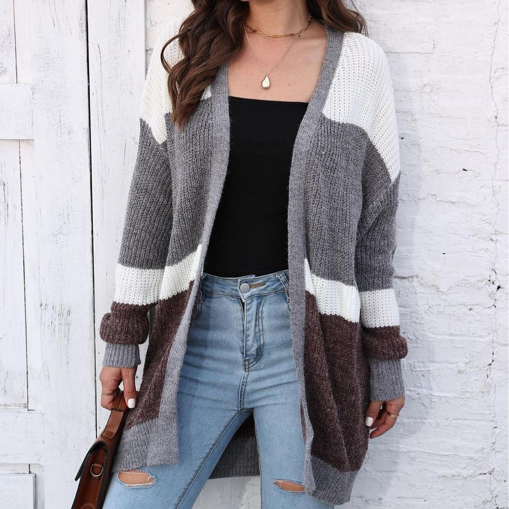 Женская свободная вязаная куртка-свитер на осень и зиму с контрастными цветами
