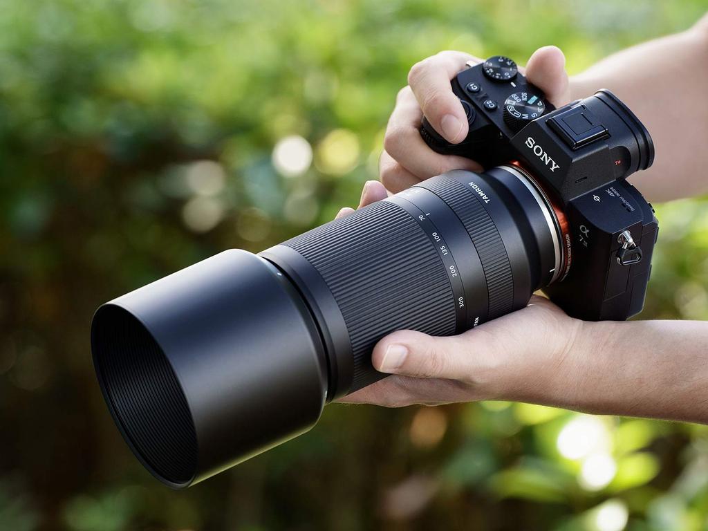 Tamron Zoom Di III RXD Sony E mount 70-300 мм F/4.5-6.3 (А047)