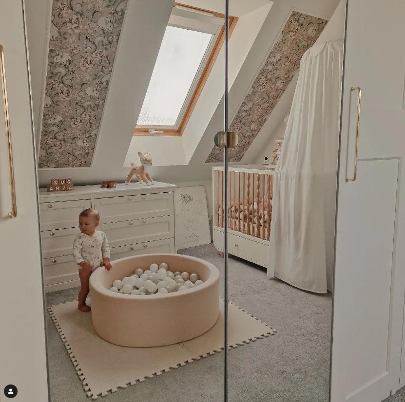 Foam playground with hill and pool, micro beige + 100 balls: pearl, light pink, old gold