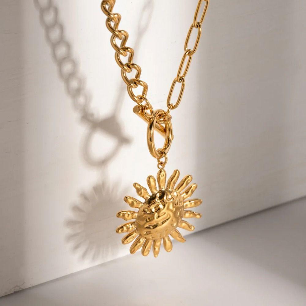 Stainless Steel Gold Plated Clavicle Chain Gold Color Sun Flower Geometric Neck Chain Women