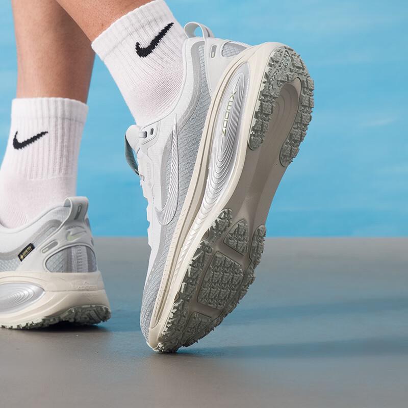 Nike Мужские беговые кроссовки Vomero