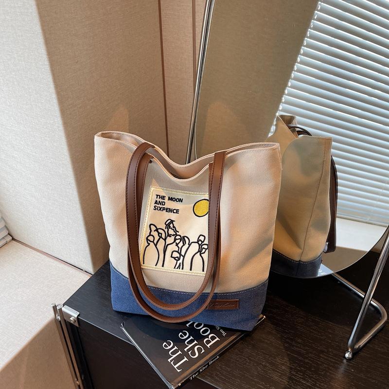 Холщовая сумка большой вместимости, женская летняя новая повседневная сумка на плечо контрастного цвета, сумка-тоут для занятий для студенток колледжа