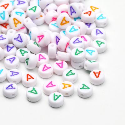 100 шт., разноцветные акриловые бусины с буквами A-Z, плоские круглые свободные бусины-разделители для рукоделия, изготовление ювелирных изделий, аксессуары для браслетов