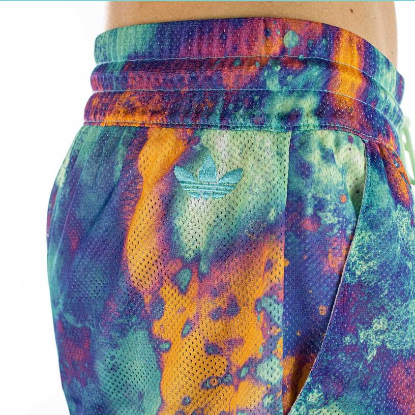 adidas Оригинальные повседневные спортивные шорты с логотипом Tie-Dye и шнурком, мужские брюки, разноцветные HT1653