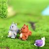 2Pcs Squirrel Figurines Plastic Micro Lovely Handmade DIY Craft Landscape Squirrel Statues Decoration for Garden Bonsai