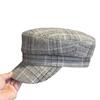 Korean-style simple octagonal hat for women, fashionable and versatile flat-top cap, new vintage houndstooth pattern artist hat for spring and autumn
