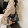 Ielgy Work Commuter Large Capacity Tote Bag Retro Fashion Casual Underarm Bag Commuter Shoulder Bag