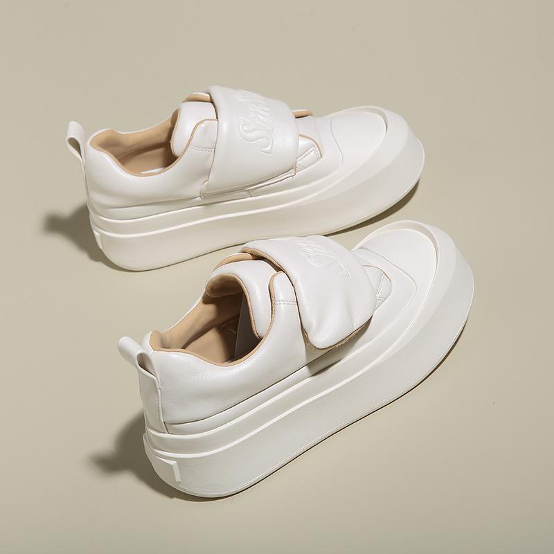 Модные и универсальные женские спортивные туфли на плоской подошве, уменьшающие возраст, весенние новые повседневные туфли на толстой подошве с пряжкой в стиле ретро для скейтбординга