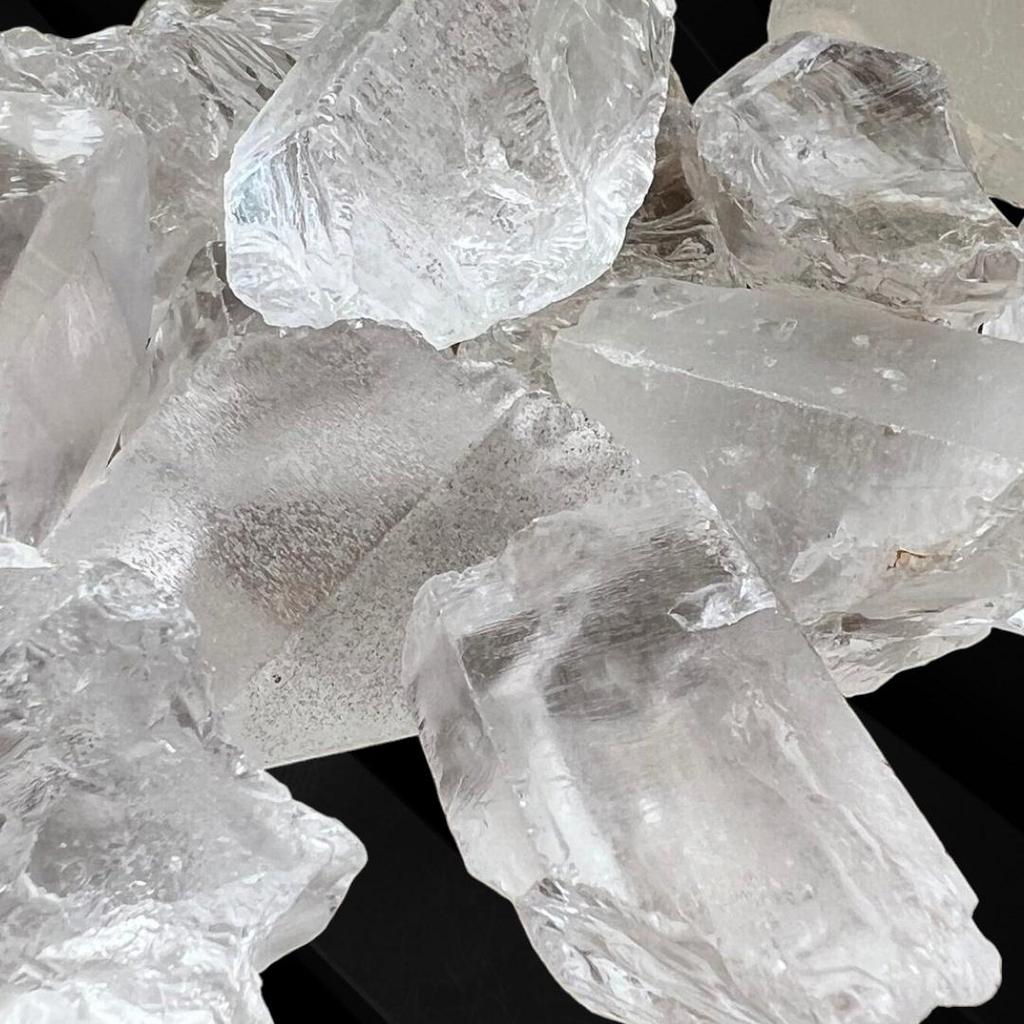 Необработанный кристалл, необработанные драгоценные камни, необработанные минералы, необработанный размер от 20 до 50 мм, необработанный природный кристалл кварца, натуральное сырье для изготовления ювелирных изделий.