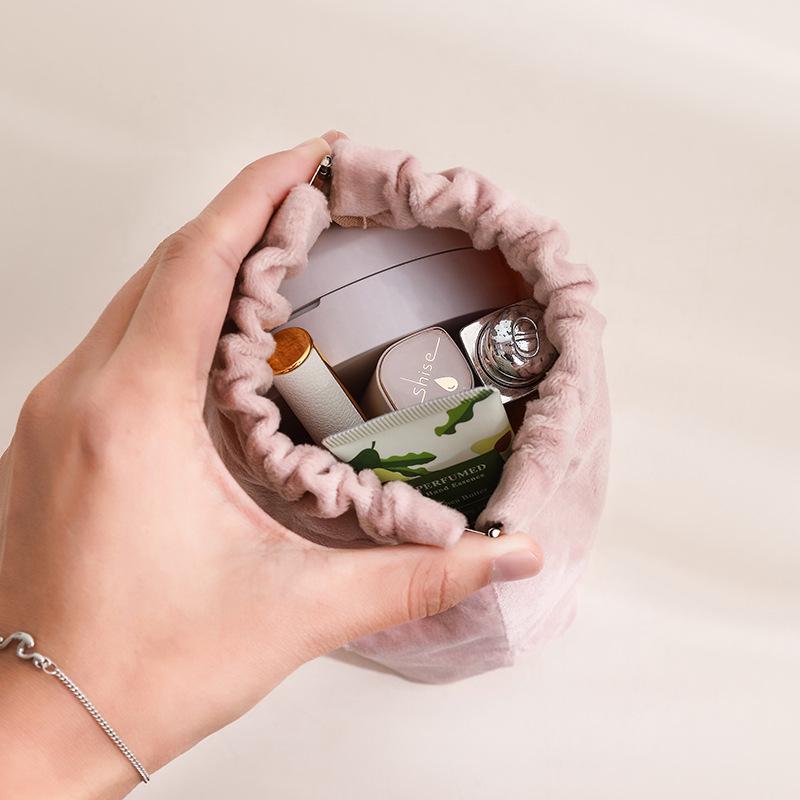 Ретро бархатная косметичка с автоматической застежкой: Многофункциональное портативное хранилище для помады и средств для макияжа